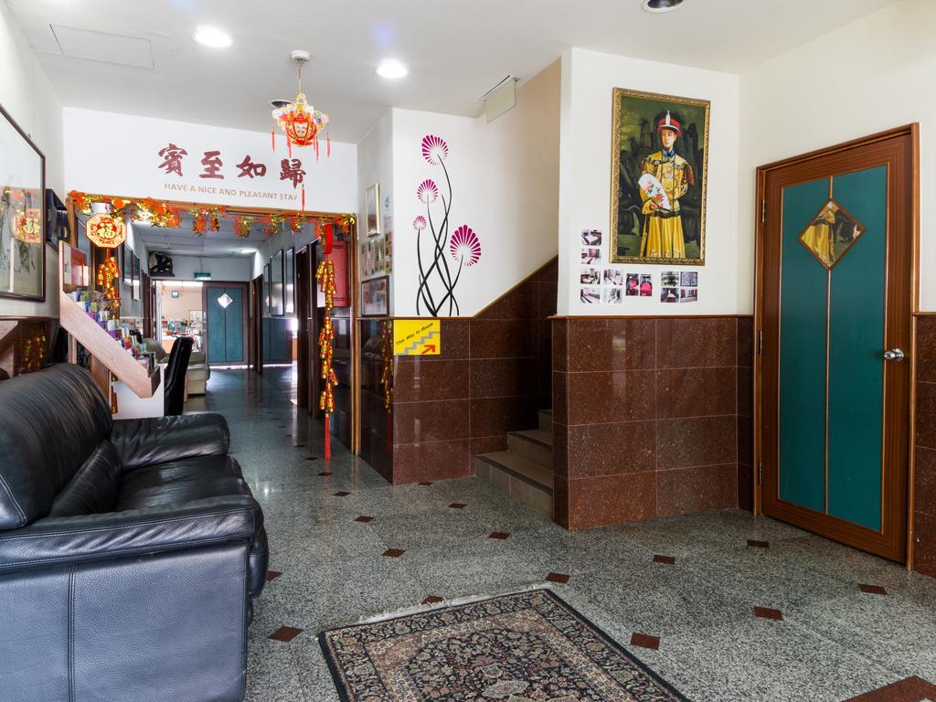 Reddoorz Near Aljunied Mrt Hotel Singapore Esterno foto